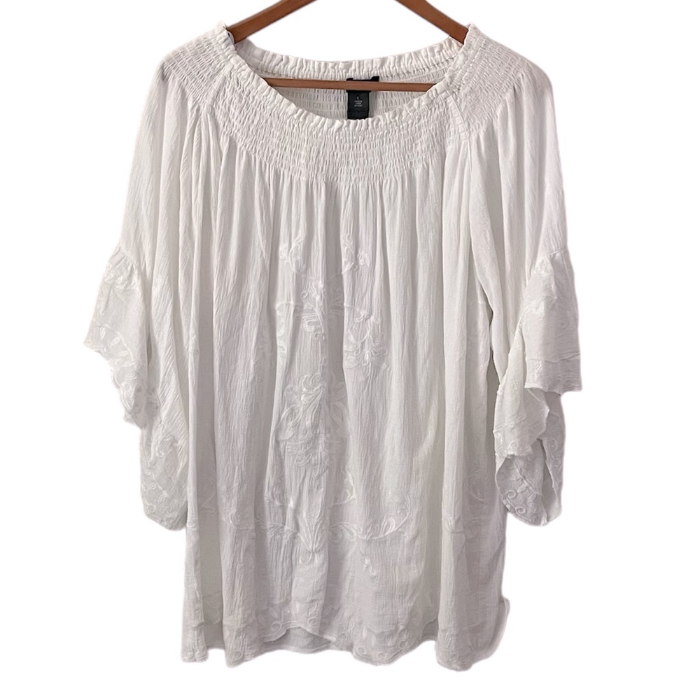 Ali Miles White Smocked Neck Flowy Blouse Size Large